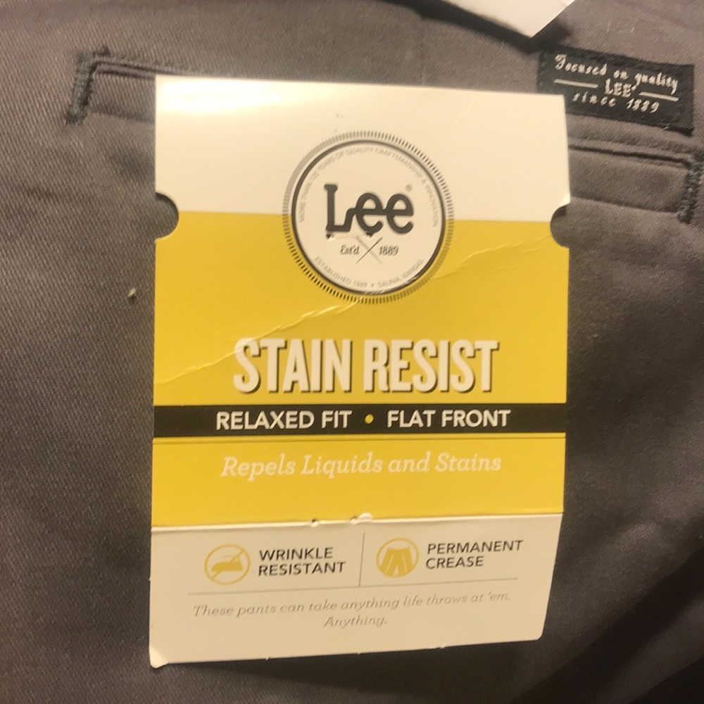 Lee brand men’s khaki